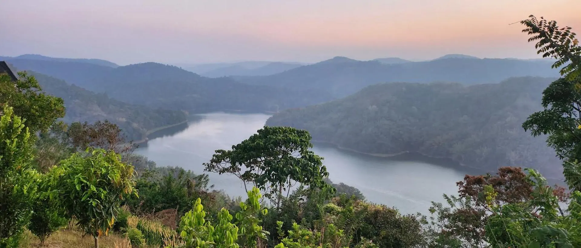 Dam House Villa Anachal India